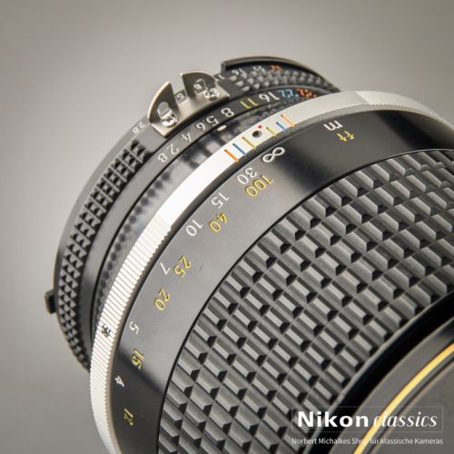 Nikon Nikkor 180/2,8 AIS ED (Zustand A/A-)