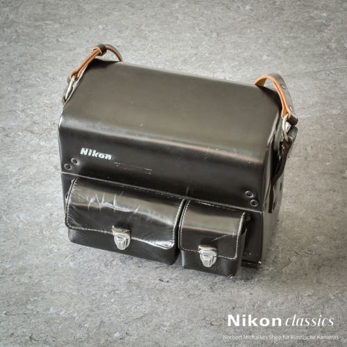 Nikon Kameratasche FB-5, für Body und vier Objektive