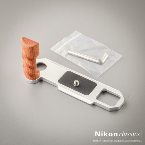 Handgriff für Nikon F mit Arca Swiss Stativplatte, silber (Neuware)