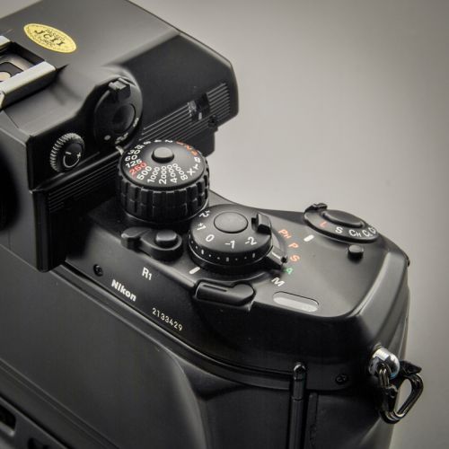 Preview: Nikon F4E mit MB-23 (Zustand A)