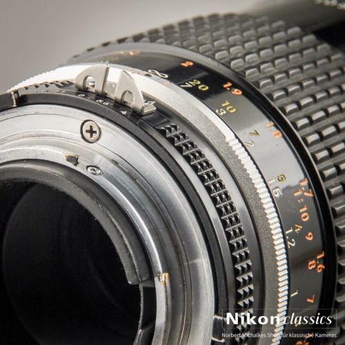 Nikon Micro-Nikkor 105/4 AIS (Zustand A-/AB)