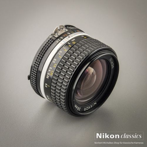 Nikon Nikkor 28/2,8 AIS (Zustand A/A-)