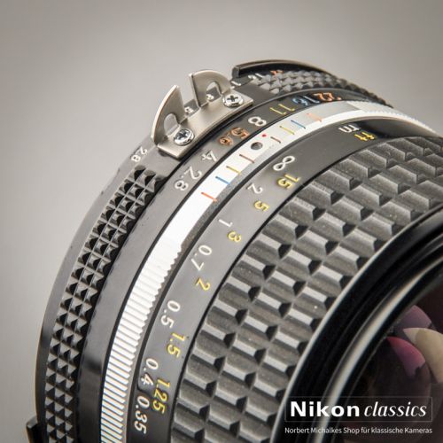 Nikon Nikkor 28/2,8 AIS (Zustand A/A-)
