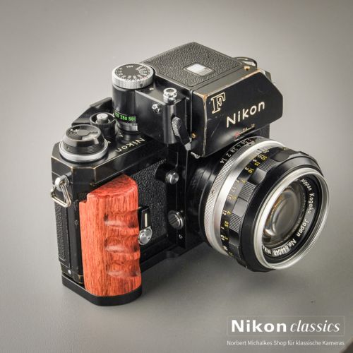 Handgriff für Nikon F mit Arca Swiss Stativplatte, schwarz (Neuware)