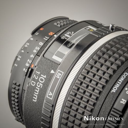 Nikon AF-D DC-Nikkor 105/2 (Condition A/A-)