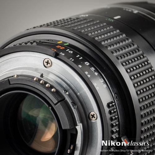 Nikon AF Zoom-Nikkor 35-135/3,5-4,5 Makro (Zustand A)