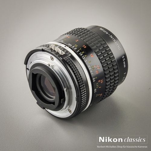 Nikon Micro-Nikkor 55/2,8 AIS (Condition A/A-)