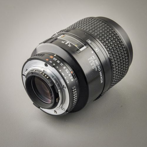 Preview: Nikon AF-D Micro-Nikkor 105/2,8 (Condition A/A-)
