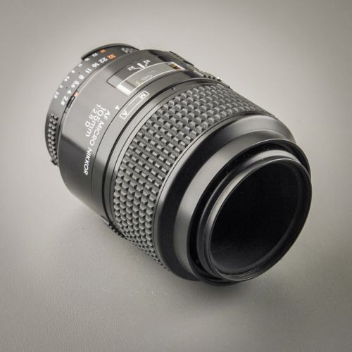 Nikon AF-D Micro-Nikkor 105/2,8 (Condition A/A-)