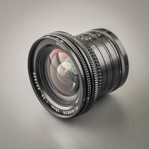 Preview: Nikon PC-Nikkor 28/3,5 Shift (Zustand A) OVP
