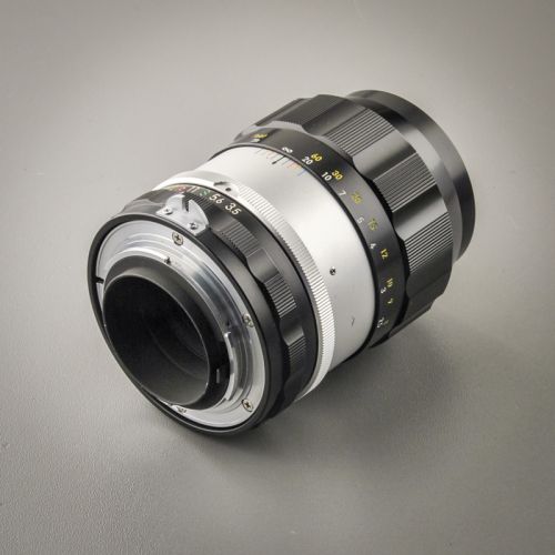 Preview: Nikon Nikkor-QC Auto 135/3,5 nonAI "Berg-und Tal" (Zustand A)