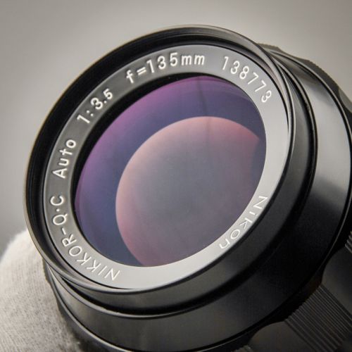 Nikon Nikkor-QC Auto 135/3,5 nonAI "Berg-und Tal" (Zustand A)