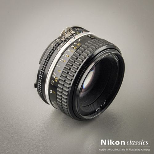 Nikon Nikkor 50/1,8 AIS (Zustand A/A-)