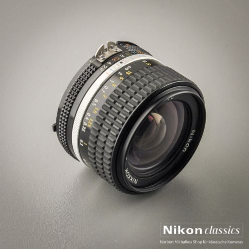 Nikon Nikkor 28/2,8 AIS (Zustand A) OVP