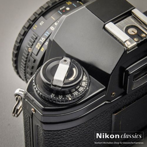 Nikon EM mit 50/1,8 Starter-Set