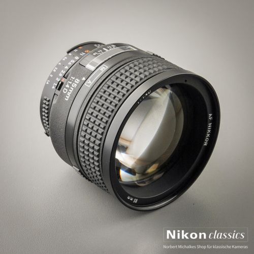 Nikon AF-D IF Nikkor 85/1,4 (Zustand A)