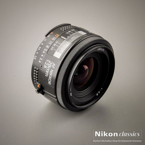 Nikon AF Nikkor 28/2,8 (Condition A/A-)