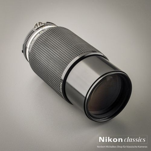 Nikon Zoom-Nikkor 80-200/4 AIS (Condition A)