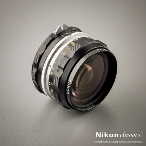Nikon Nikkor-HC Auto 28/3,5 nonAI "Berg-und-Tal" (Zustand A)