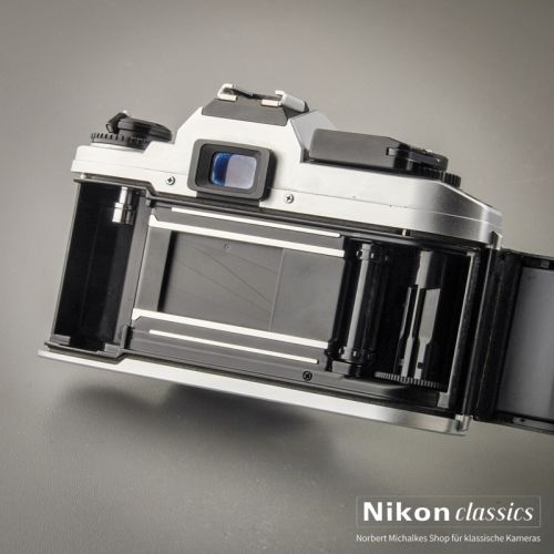 Nikon FG-20 mit 50/1,8 Starter-Set
