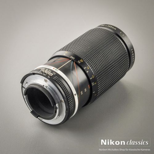 Preview: Nikon Zoom-Nikkor 35-135/3,5-4,5 AIS Macro (Condition A/A-)