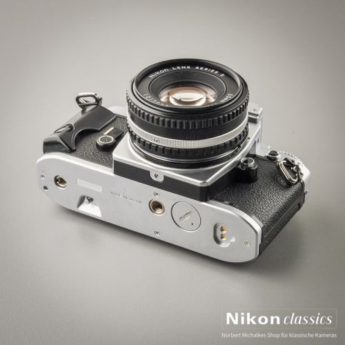 Nikon FG with Nikon Lens 50/1,8 Starter Set