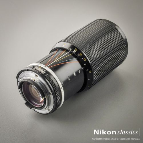 Preview: Nikon Zoom-Nikkor 80-200/4 AIS (Condition A-)