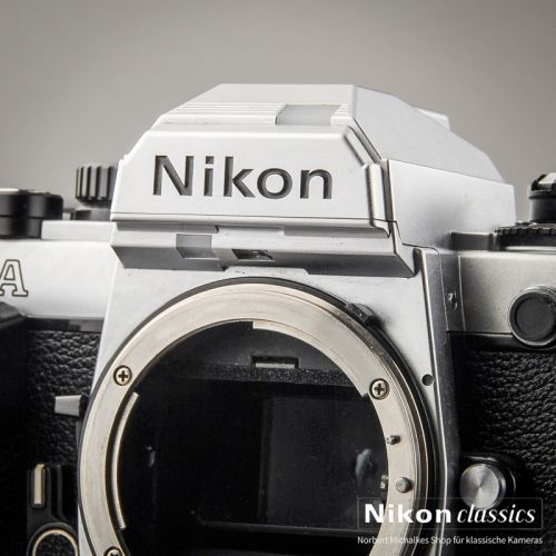 Nikon FA mit MD-15 (Zustand A-)