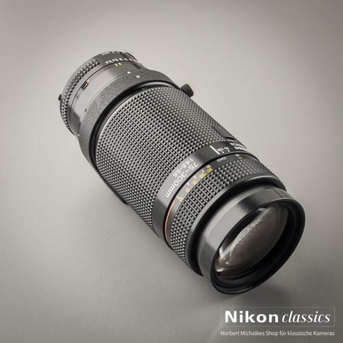 Nikon AF Zoom-Nikkor 75-300/4,5-5,6 (Condition A/A-)