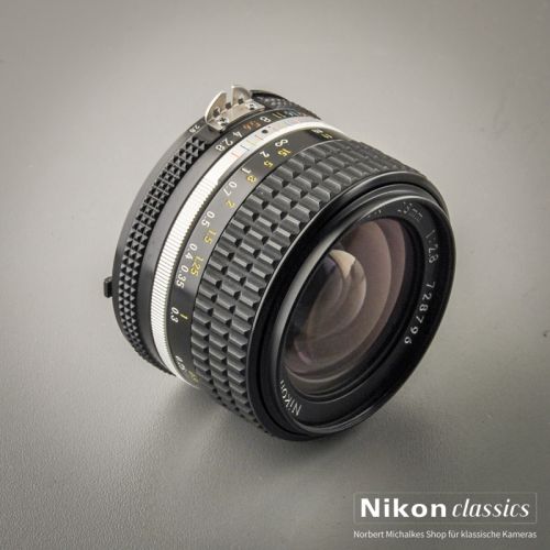 Nikon Nikkor 28/2,8 AIS (Zustand A/A+)