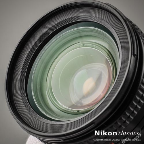 Nikon AF-D Zoom-Nikkor 28-200/3,5-5,6 IF (Condition A/A-)