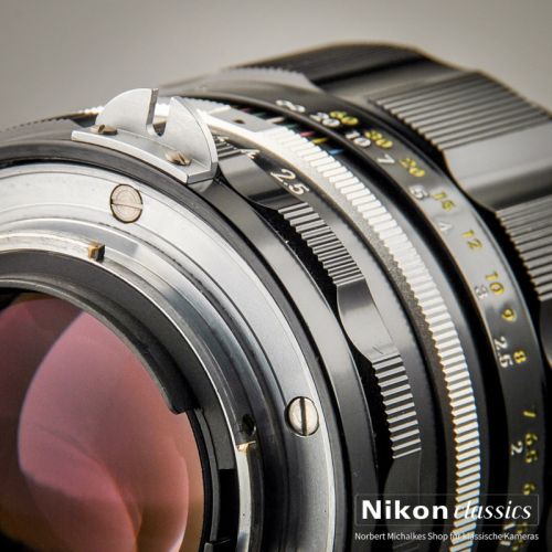 Nikon Nikkor-PC Auto  105/2,5 nonAI (Condition A/A-)
