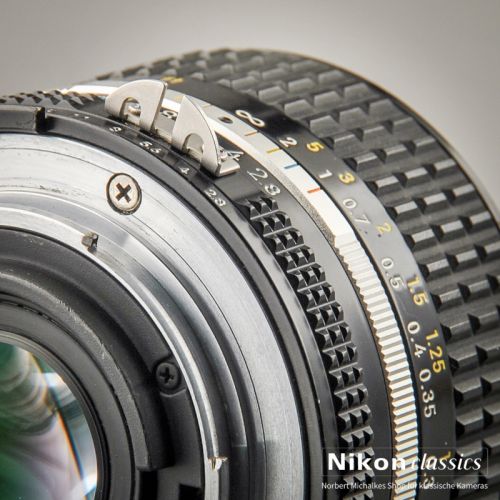 Nikon Nikkor 24/2,8 AIS  (Zustand A/A-)