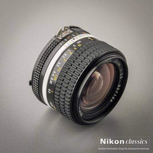 Nikon Nikkor 28/2,8 AIS (Zustand A)