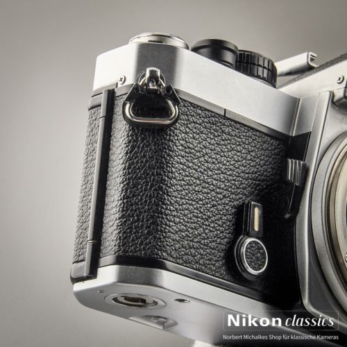 Nikon FE (Zustand A-)