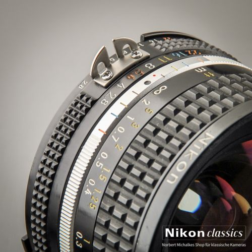 Nikon Nikkor 20/2,8 AIS (Condition A-)