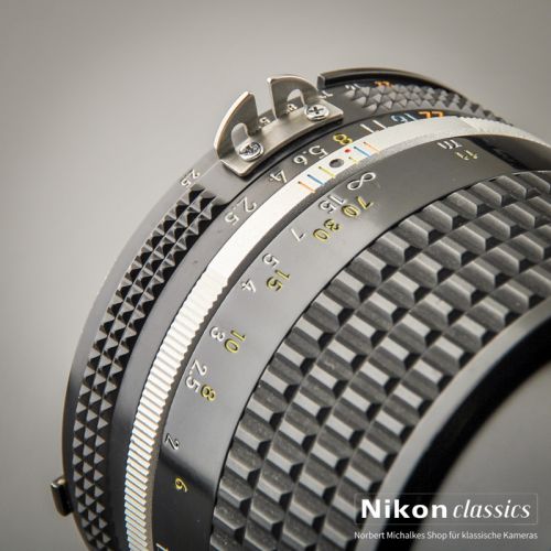 Nikon Nikkor 105/2,5 AIS (Zustand A/A-)