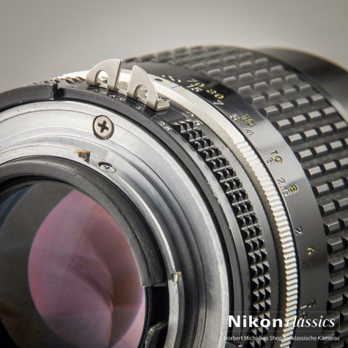 Nikon Nikkor 105/2,5 AIS (Zustand A/A-)