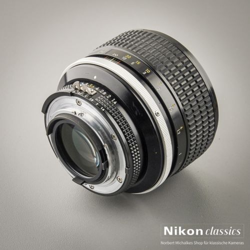 Nikon Nikkor 85/1,4 AIS (Zustand A/A-)