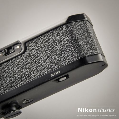 Nikon Auto Winder AW-1 (Condition A/A-)