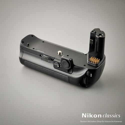 Nikon MB-40 Battery Pack für F6