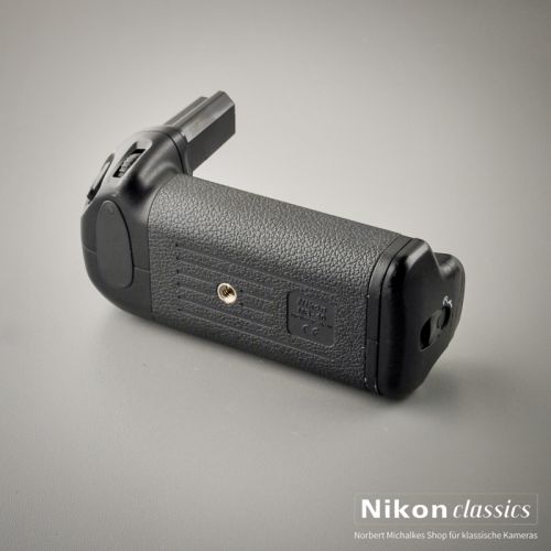 Nikon MB-40 Battery Pack für F6