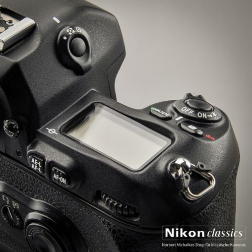 Nikon F100 mit Battery Pack MB-15 (Zustand A)