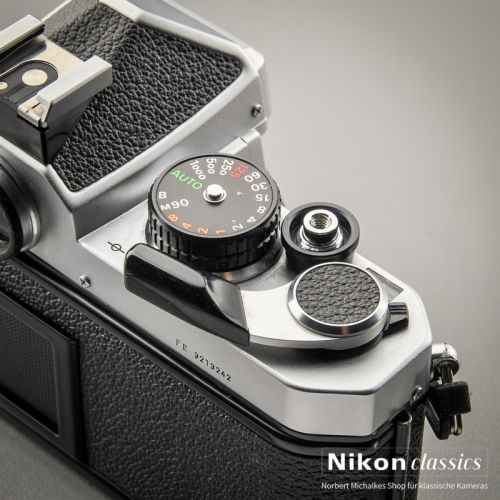 Nikon FE (Zustand A-)