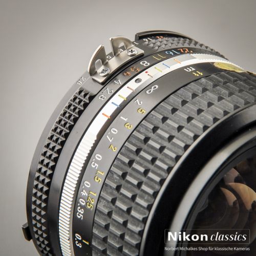 Nikon Nikkor 24/2,8 AIS  (Condition A/A-)