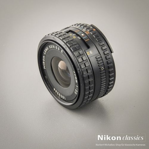 Nikon Series E 35/2,5 AIS (Zustand A-)