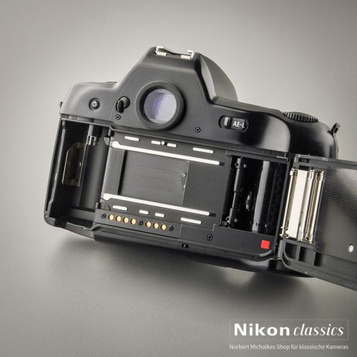 Nikon F90 (Condition A-/AB