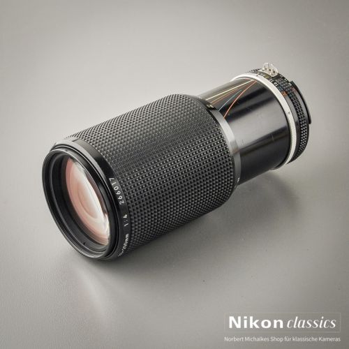 Nikon Zoom-Nikkor 80-200/4 AIS (Condition A-)