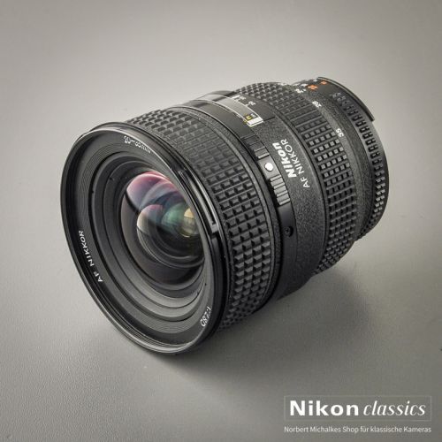 Preview: Nikon AF Zoom-Nikkor 20-35/2,8 D IF (Zustand A/A-)