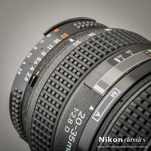 Nikon AF Zoom-Nikkor 20-35/2,8 D IF (Zustand A/A-)